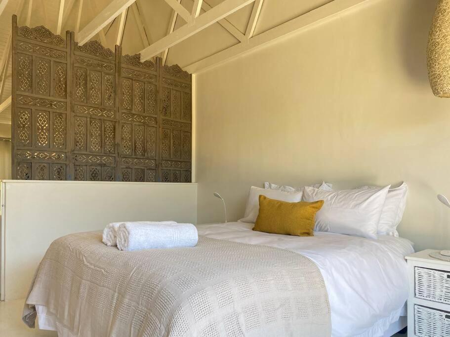 Sycamore House:boho Luxe Retreat