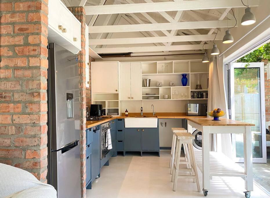 Sycamore House:boho Luxe Retreat Holiday home Cape Town
